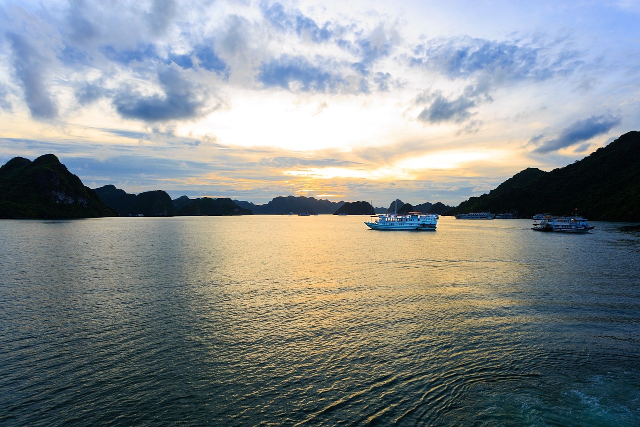 越南下龙湾天气预报15天越南下龙湾天气预报未来15天的旅行指南  第2张