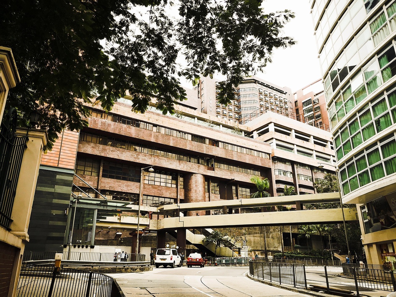 郑州交通技师学院限号吗郑州交通技师学院限号吗？解读学院交通政策与管理措施  第2张